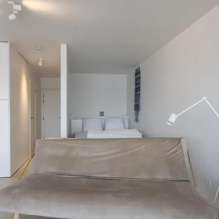 Lecomte - The Shoreline Experience Premium 184 *