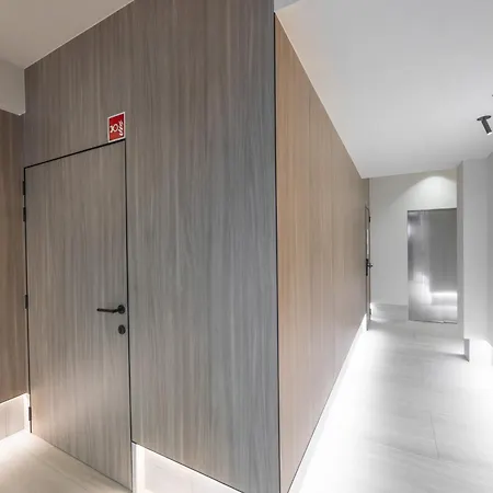 Lecomte - The Shoreline Experience Premium 184 * أوستيند