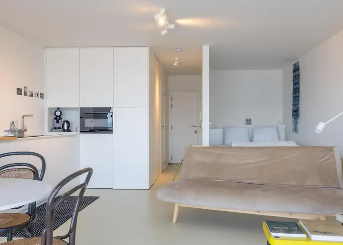 Lecomte - The Shoreline Experience Premium 184