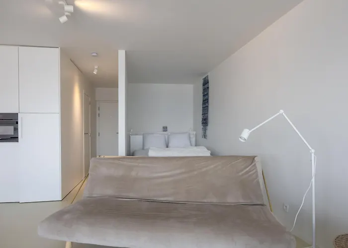 Lecomte - The Shoreline Experience Premium 184 *