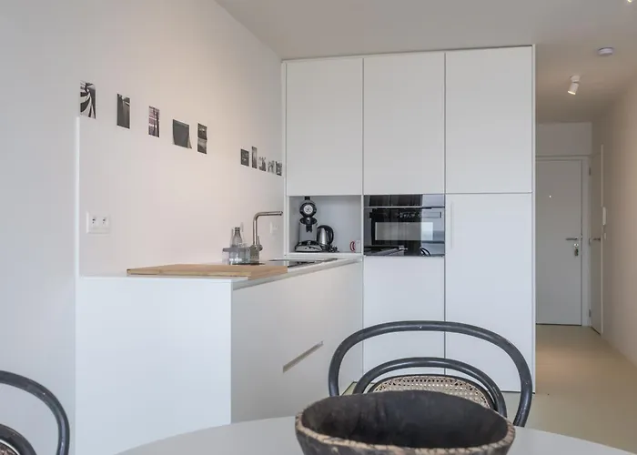 Lecomte - The Shoreline Experience Premium 184